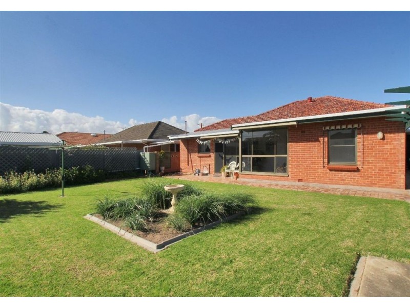 16 Hardy Avenue, Glengowrie SA 5044