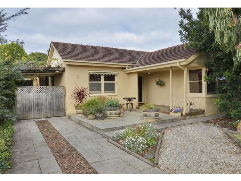 2 Stroma Road, Marion SA 5043