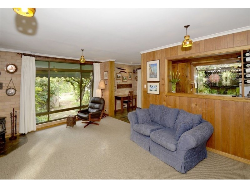 2 Stroma Road, Marion SA 5043