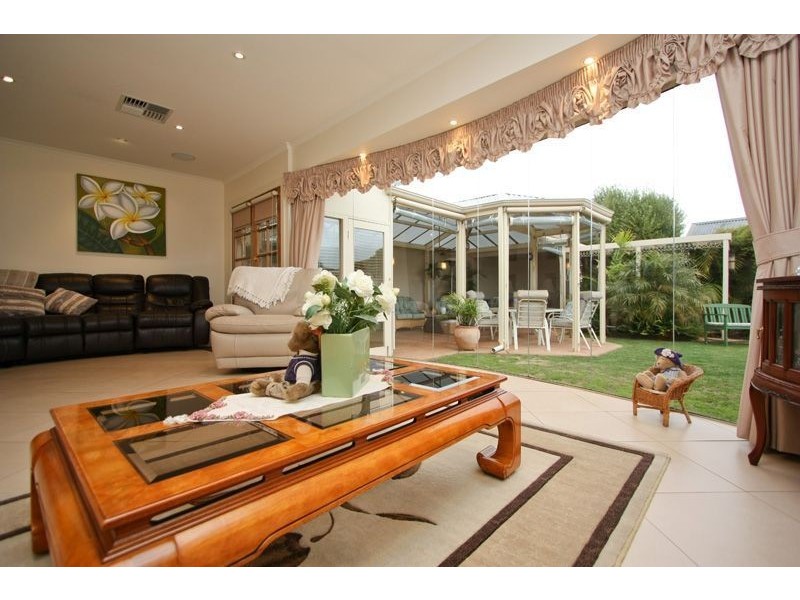 10 Phillis Court, Warradale SA 5046