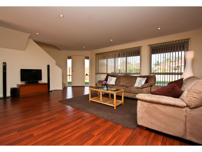 16 Surf Avenue, West Beach SA 5024