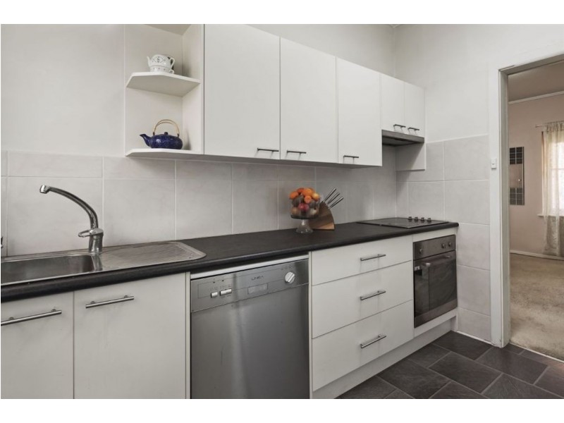 1/49 Downing Street, Hove SA 5048