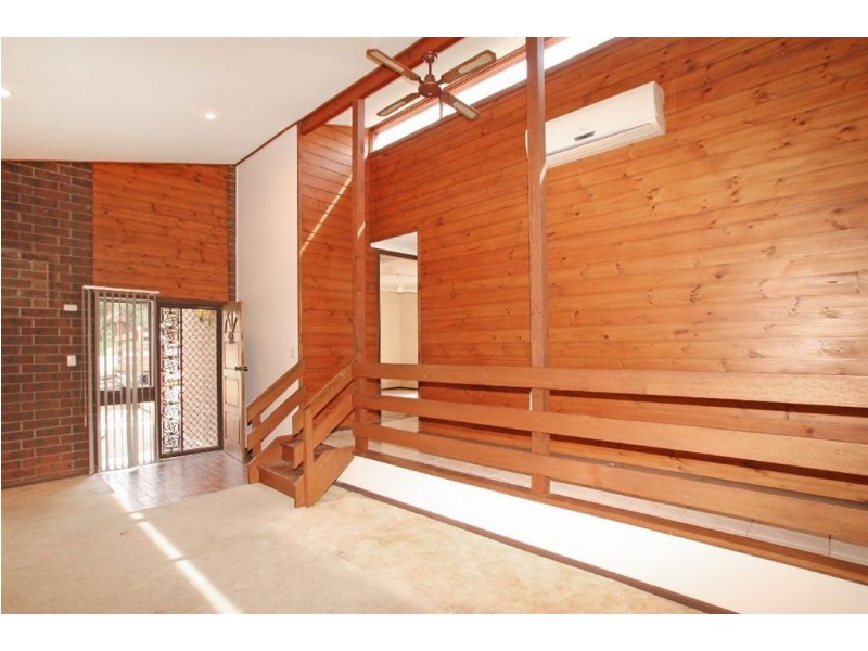 2 Oxley Court, Hackham SA 5163