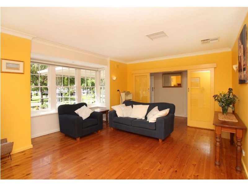 116 Halsey Road, Henley Beach South SA 5022
