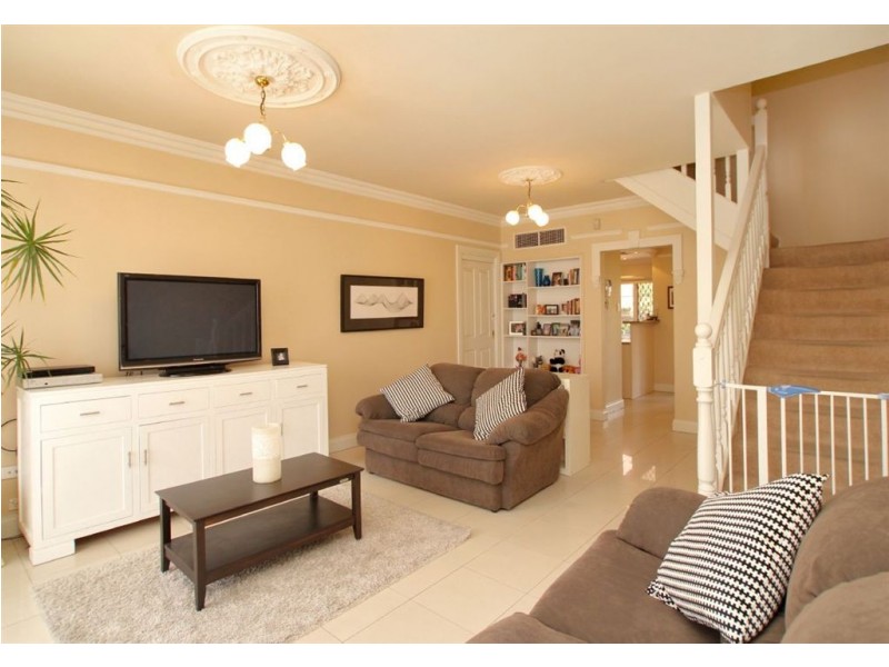 2/12 Old Tapleys Hill Road, Glenelg North SA 5045