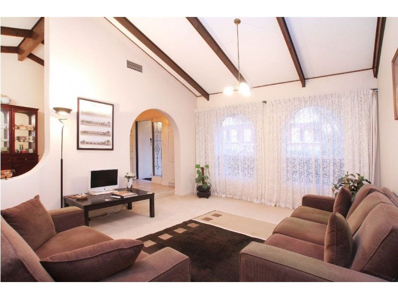 5 Antigua Grove, West Lakes SA 5021