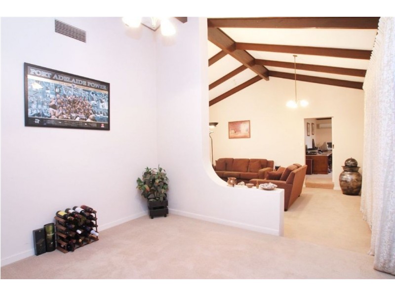 5 Antigua Grove, West Lakes SA 5021