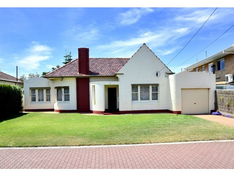 31 Adelphi Crescent, Glenelg North SA 5045
