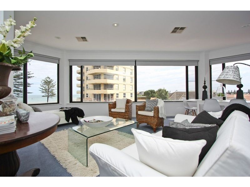 5/11-12 North Esplanade, Glenelg North SA 5045