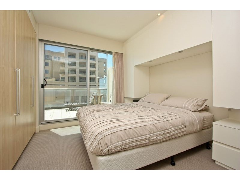 124/16 Holdfast promenade, Glenelg SA 5045