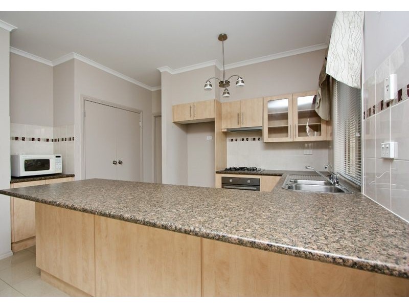 10 Glamis Avenue, Seacombe Gardens SA 5047