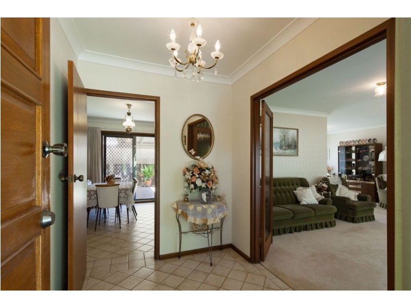 25 Newcombe Avenue, West Lakes Shore SA 5020