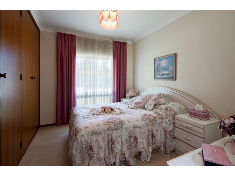 25 Newcombe Avenue, West Lakes Shore SA 5020
