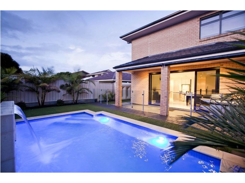 25 Sunlake Place, Tennyson SA 5022