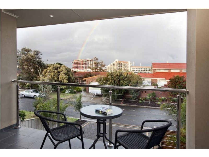 25 Sunlake Place, Tennyson SA 5022