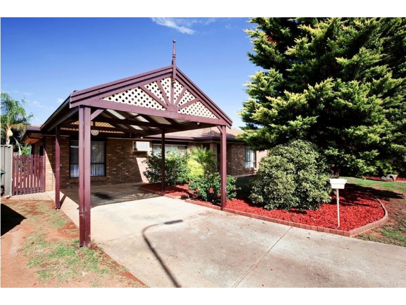 13 Burstall Court, Parafield Gardens SA 5107