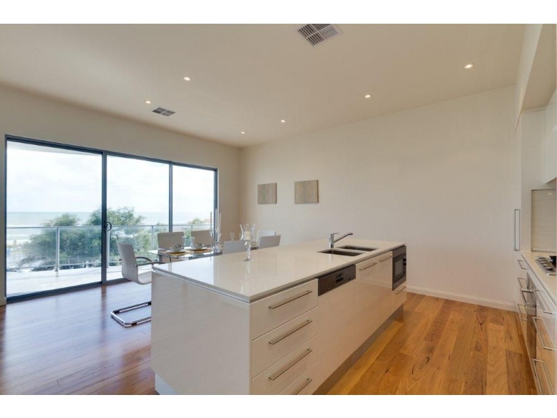 239 Esplanade, Seacliff SA 5049