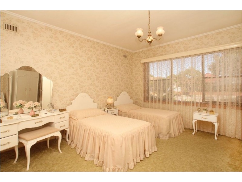 26 Shirley Avenue, Woodville West SA 5011