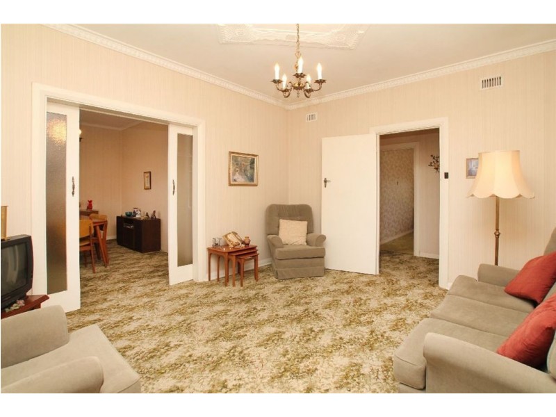 26 Shirley Avenue, Woodville West SA 5011