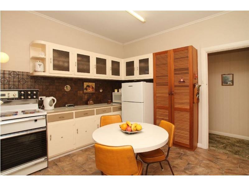 26 Shirley Avenue, Woodville West SA 5011