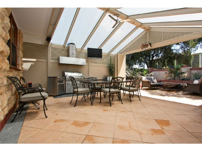 22 Weewanda Street, Glenelg South SA 5045