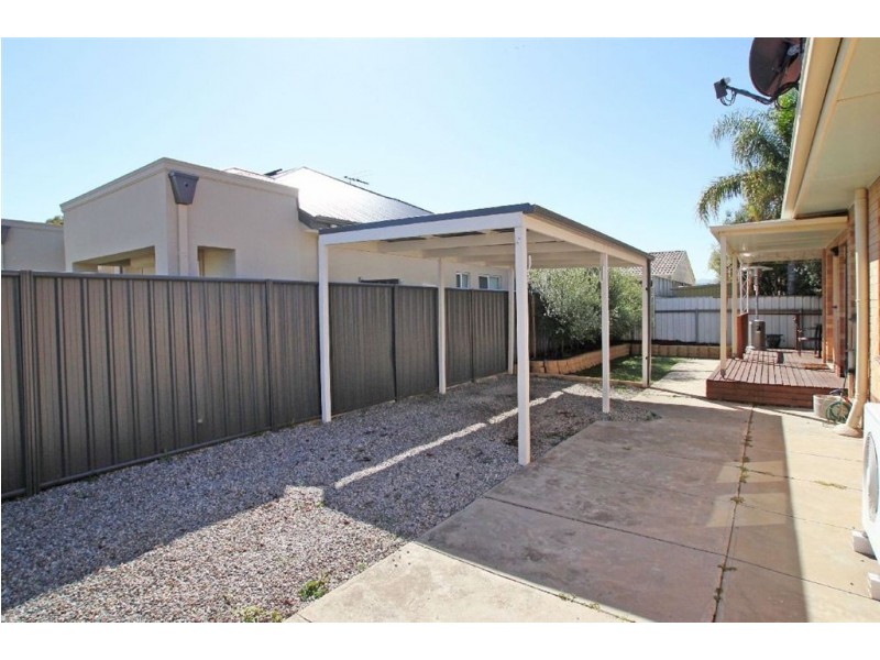 24 Condada Avenue, Park Holme SA 5043