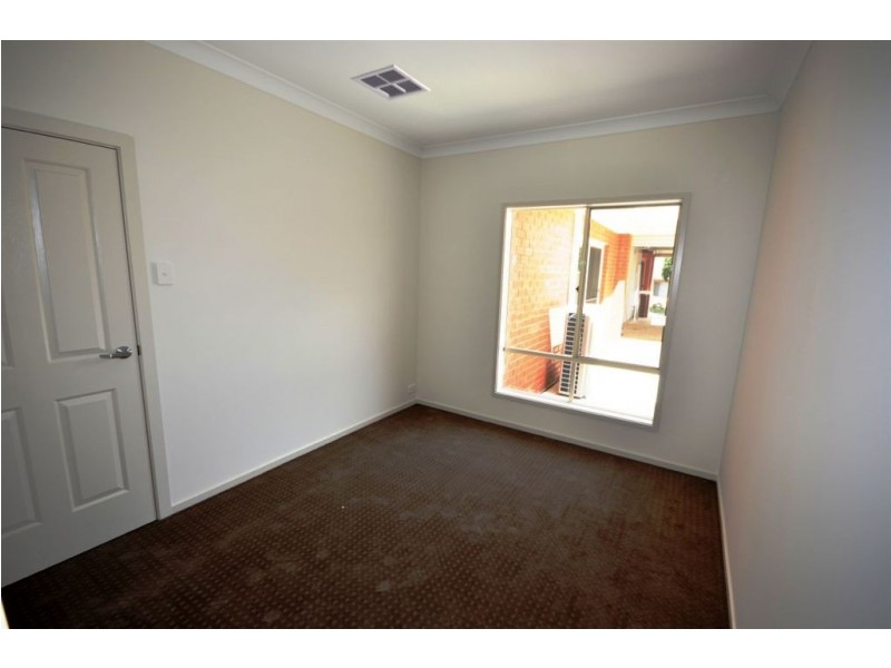 3 Kinnear Crescent, Rostrevor SA 5073