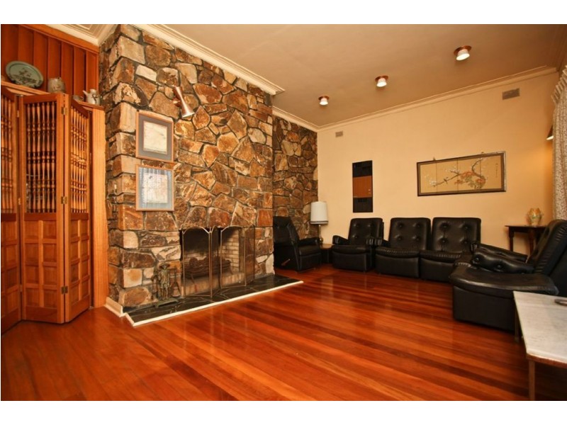 49 Adelphi Crescent, Glenelg North SA 5045