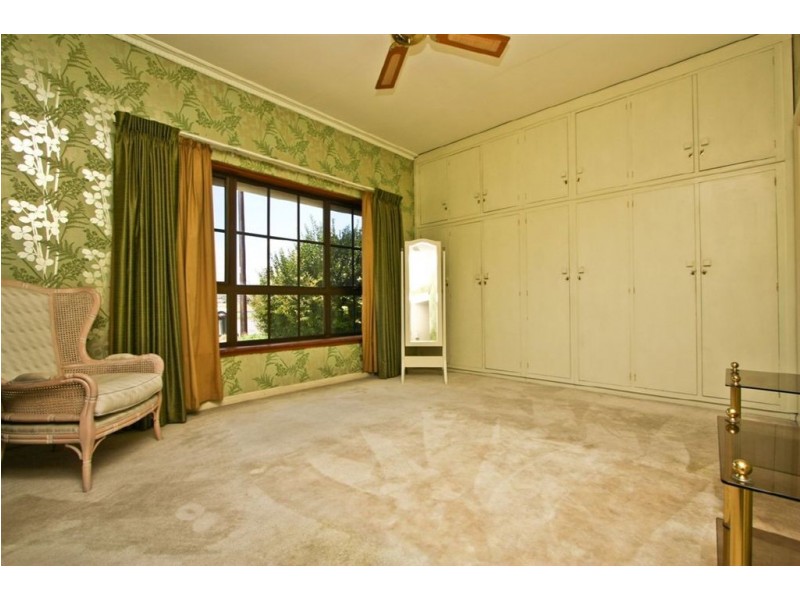 49 Adelphi Crescent, Glenelg North SA 5045