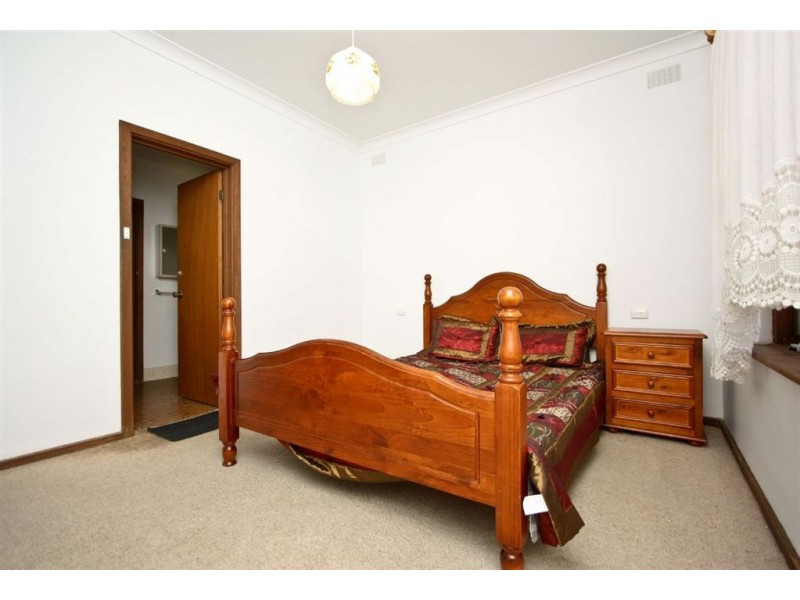 11 Penfold Street, Bedford Park SA 5042