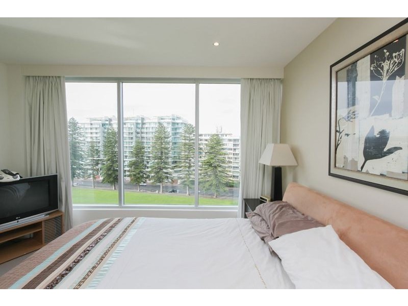 804/19 Holdfast Promenade, Glenelg SA 5045