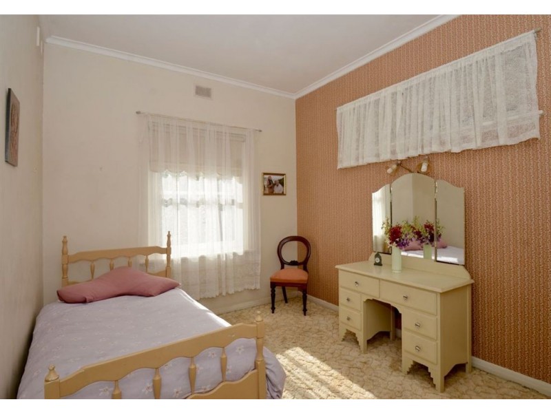 14 Shirley Avenue, Woodville West SA 5011