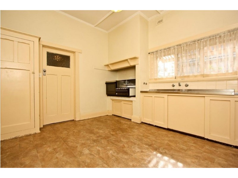 34 Sturt Street, Glenelg North SA 5045