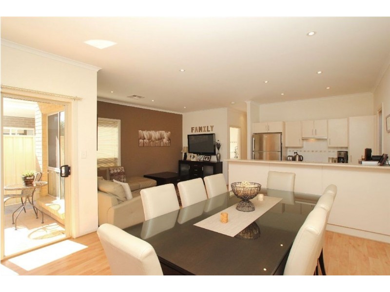 8 Brian Street, Marion SA 5043