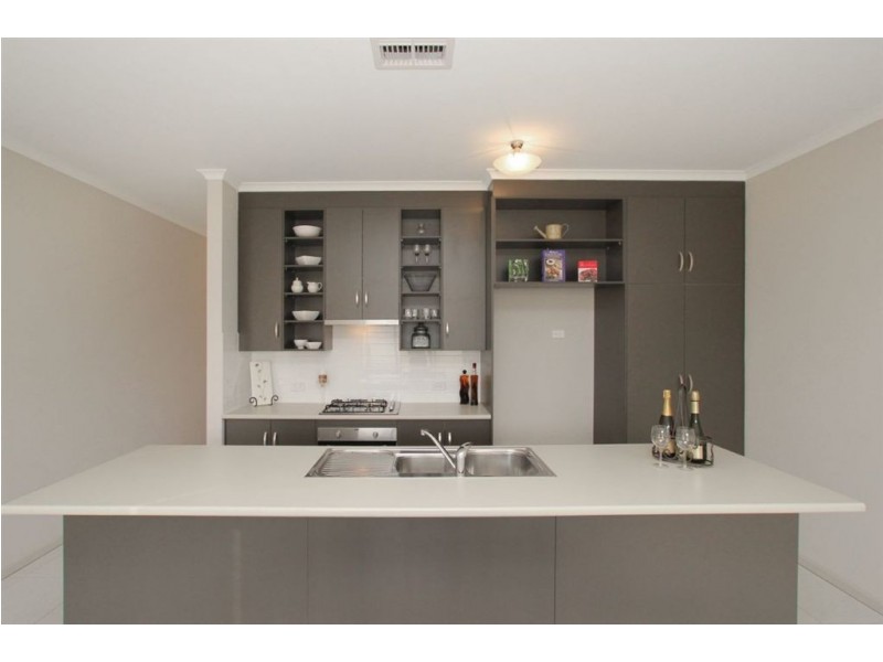 4 Cameron Avenue, Findon SA 5023