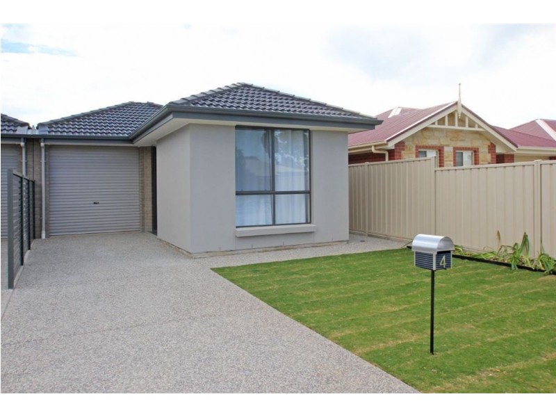 4 Cameron Avenue, Findon SA 5023
