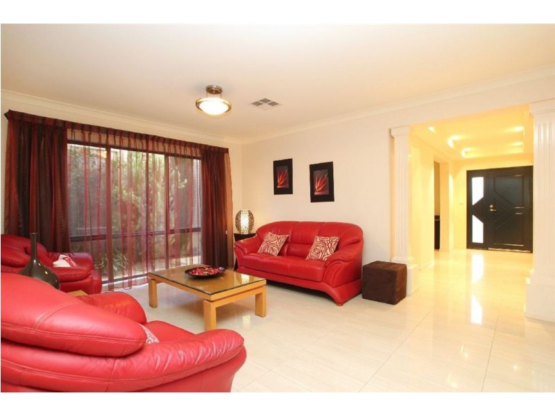 16 Mariner Avenue, Seacliff Park SA 5049