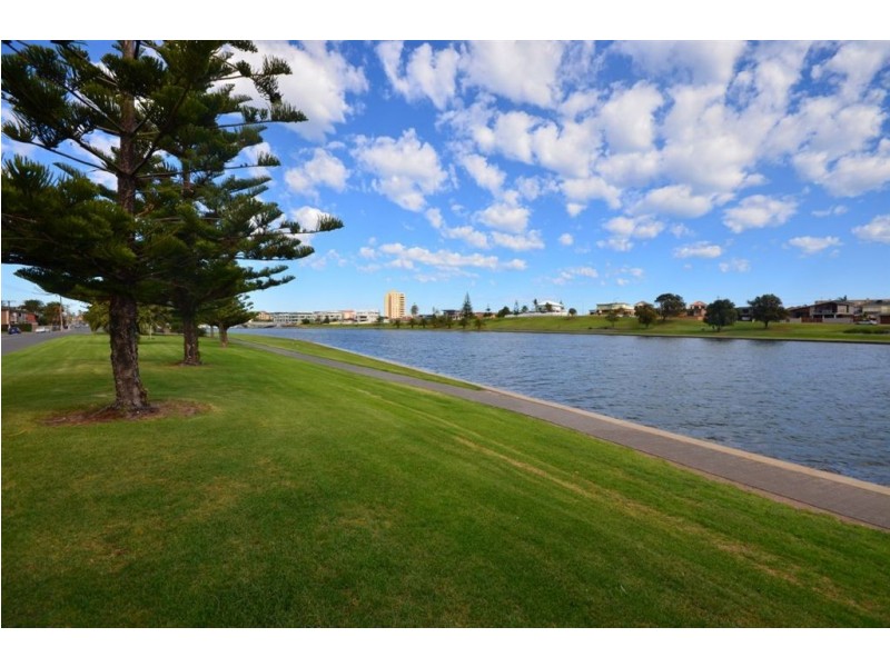 10A Carnarvon Avenue, Glenelg North SA 5045