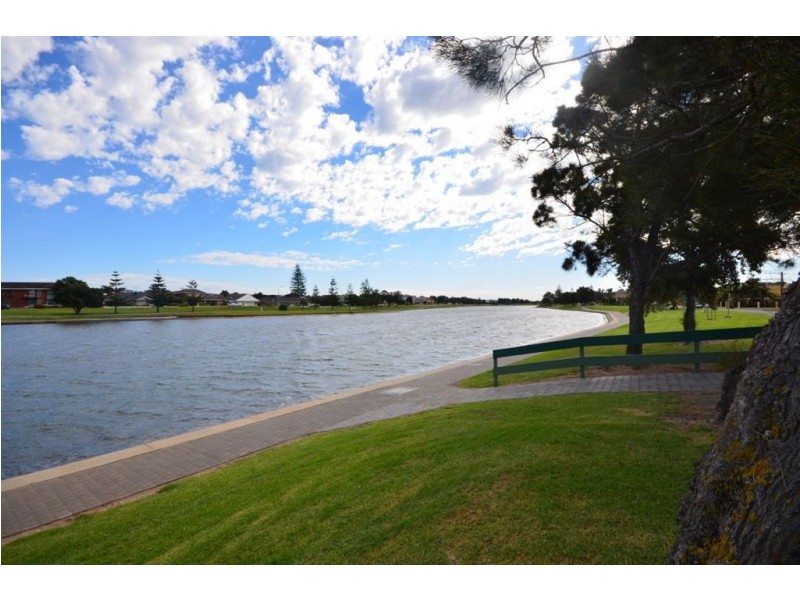 10A Carnarvon Avenue, Glenelg North SA 5045
