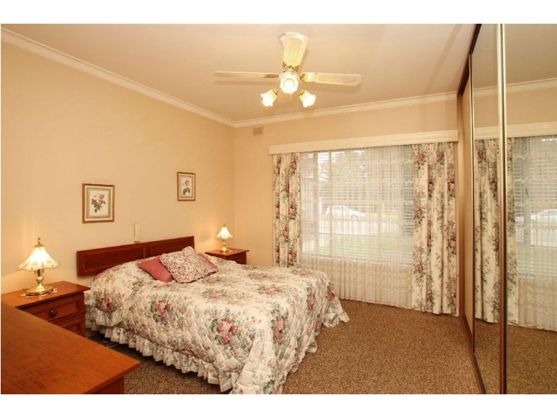 3 Stradbroke Avenue, Plympton Park SA 5038