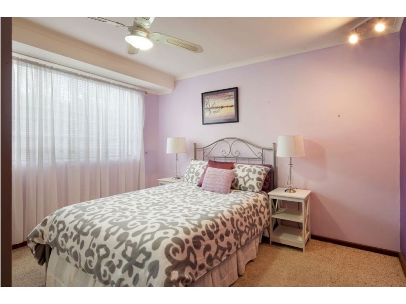 16 Capri Close, West Lakes SA 5021