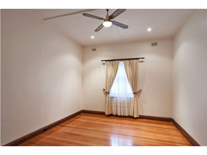 12 & 12a Young Street, Glenelg East SA 5045