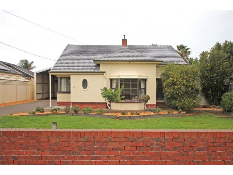 9 Clovelly Avenue, Glenelg North SA 5045