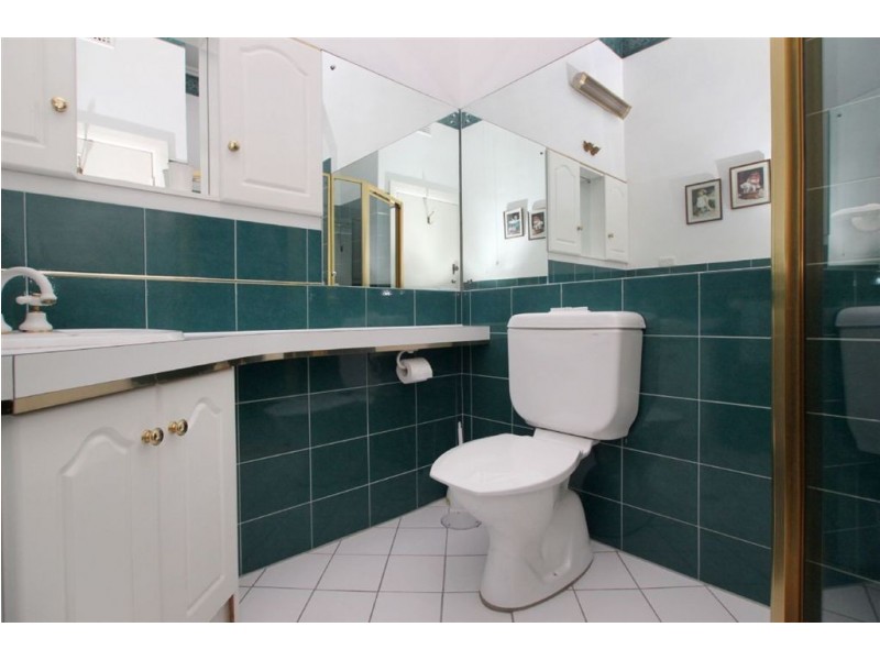9 Clovelly Avenue, Glenelg North SA 5045