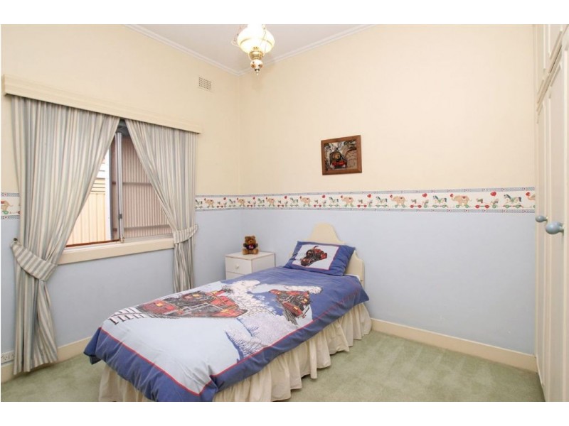 9 Clovelly Avenue, Glenelg North SA 5045