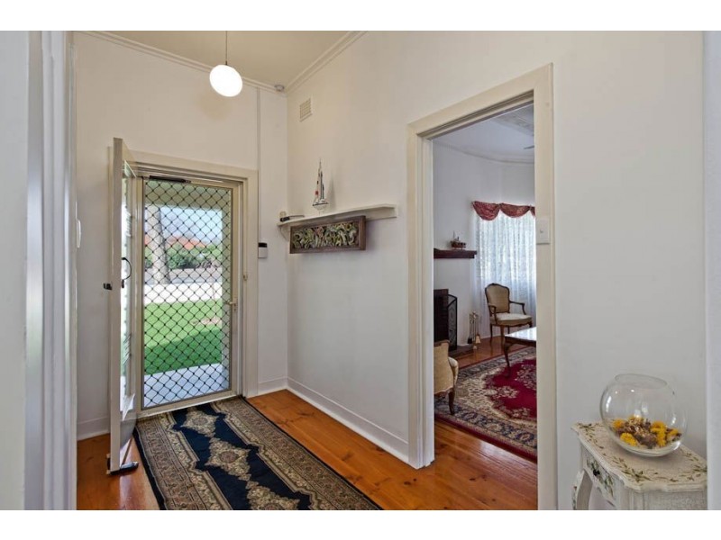 85 Tapleys Hill Road, Glenelg North SA 5045