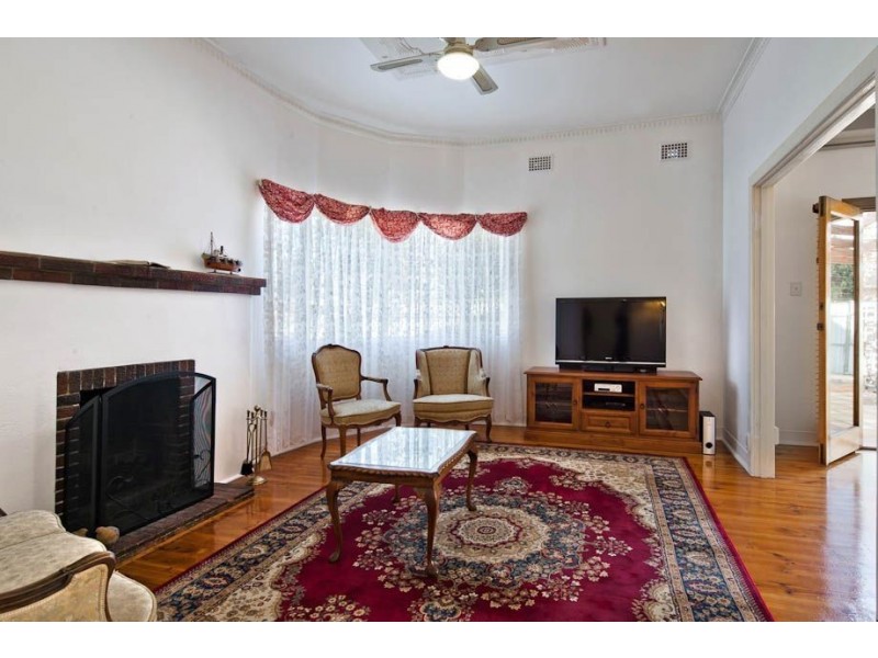 85 Tapleys Hill Road, Glenelg North SA 5045