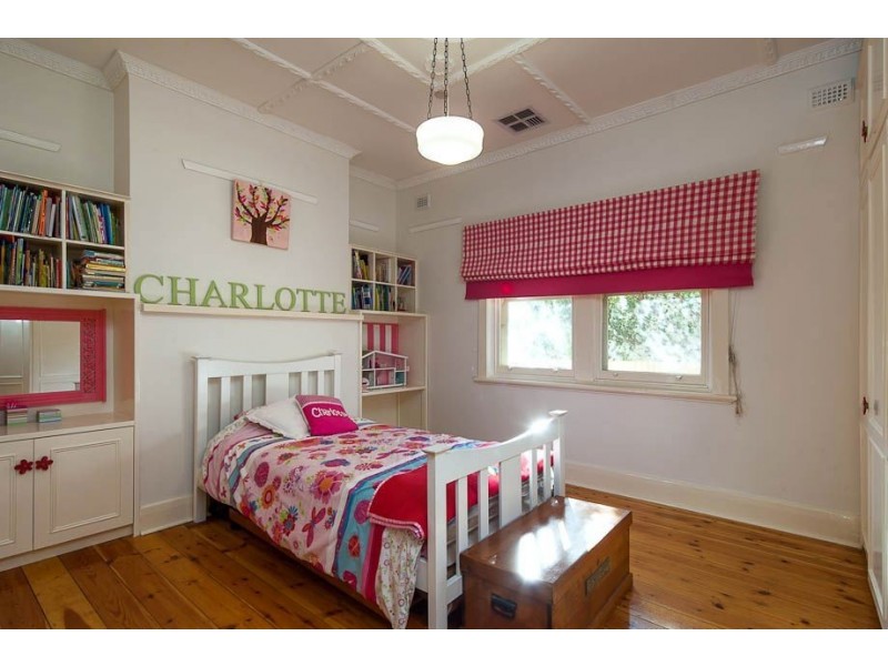 10 Bowillia Avenue, Hawthorn SA 5062