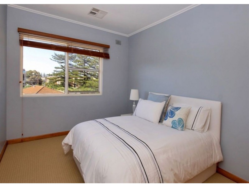 4 South Street, Henley Beach SA 5022