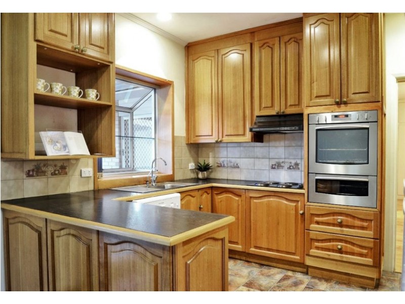 38 Pine Avenue, Warradale SA 5046